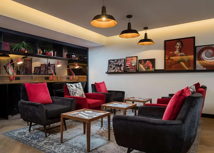 Radisson Red London Heathrow